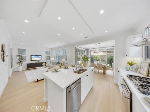 182  Frontier  , Irvine, CA