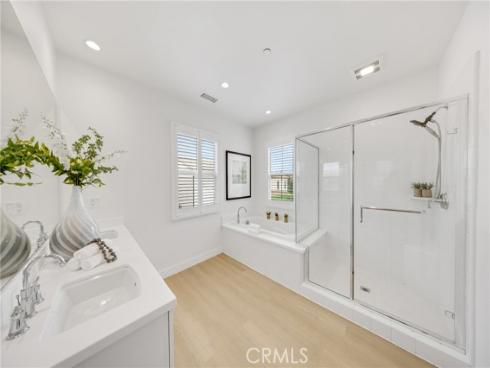 182  Frontier  , Irvine, CA