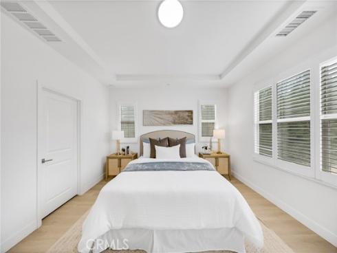 182  Frontier  , Irvine, CA