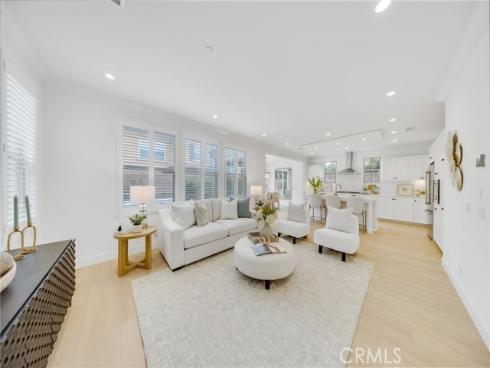 182  Frontier  , Irvine, CA