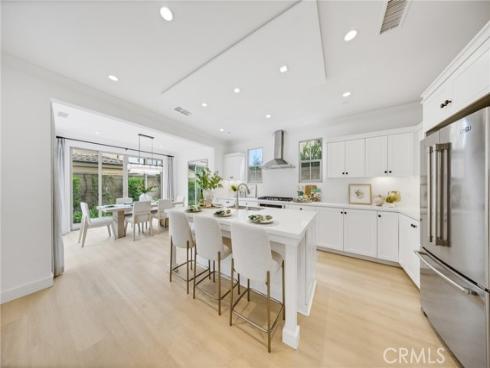 182  Frontier  , Irvine, CA