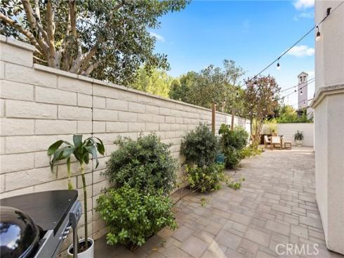 205 Mantle , Irvine, CA