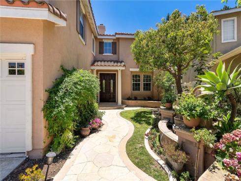 10 Japonica , Irvine, CA