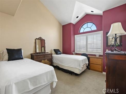 15 Vicksburg , Irvine, CA
