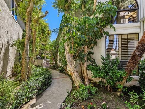 15 Vicksburg , Irvine, CA