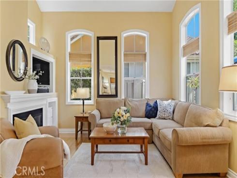 18  Parthenia  , Irvine, CA