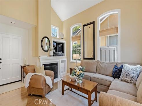 18  Parthenia  , Irvine, CA
