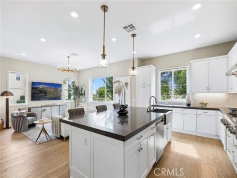 107 Spiral , Irvine, CA