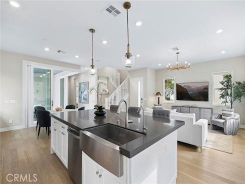 107 Spiral , Irvine, CA