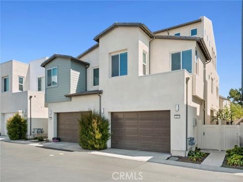327 Baluster , Irvine, CA