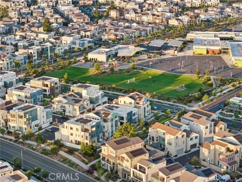 327 Baluster , Irvine, CA