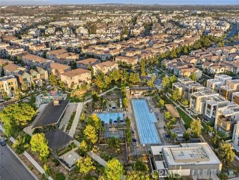 327 Baluster , Irvine, CA