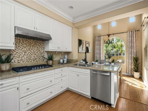 125  Chantilly  , Irvine, CA