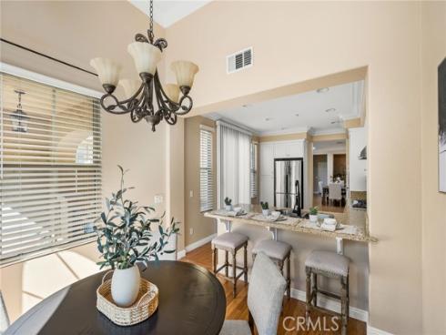 125  Chantilly  , Irvine, CA