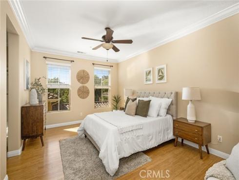 125  Chantilly  , Irvine, CA