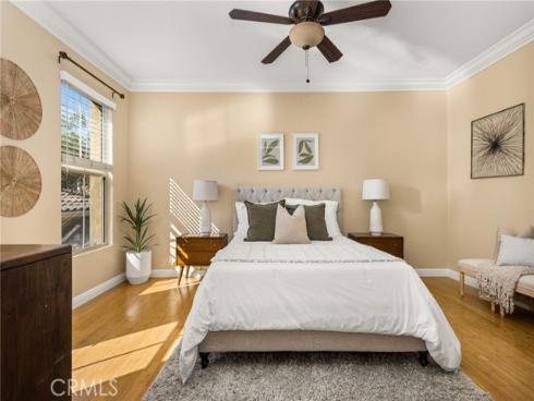 125  Chantilly  , Irvine, CA