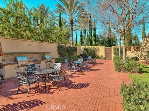 125  Chantilly  , Irvine, CA