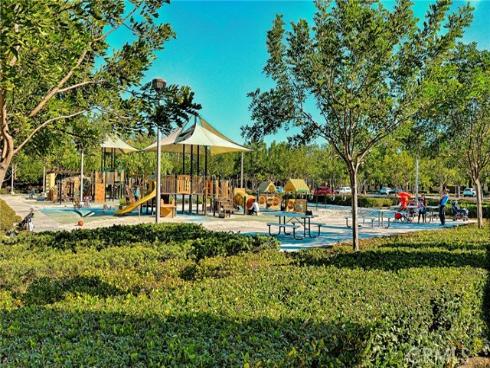 125  Chantilly  , Irvine, CA