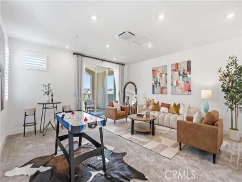 197  merit  , Irvine, CA