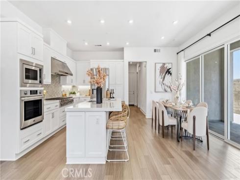 197  merit  , Irvine, CA