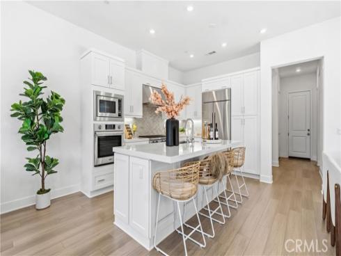 197  merit  , Irvine, CA