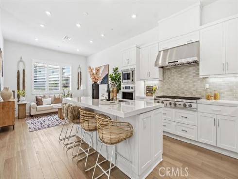 197  merit  , Irvine, CA