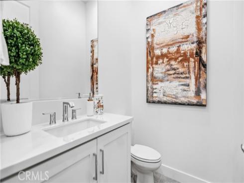 197  merit  , Irvine, CA