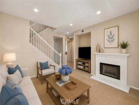 67 Canopy , Irvine, CA