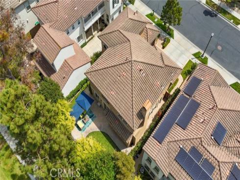 5 Upland , Irvine, CA