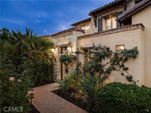 137 Sunset , Irvine, CA