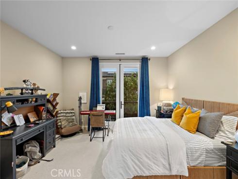 137 Sunset , Irvine, CA