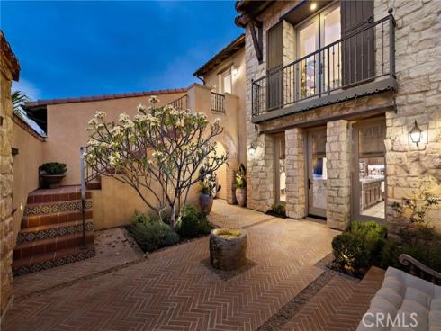 137 Sunset , Irvine, CA