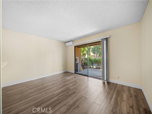 208 Orange Blossom , Irvine, CA