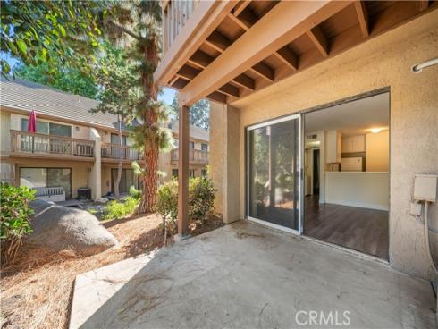 208 Orange Blossom , Irvine, CA
