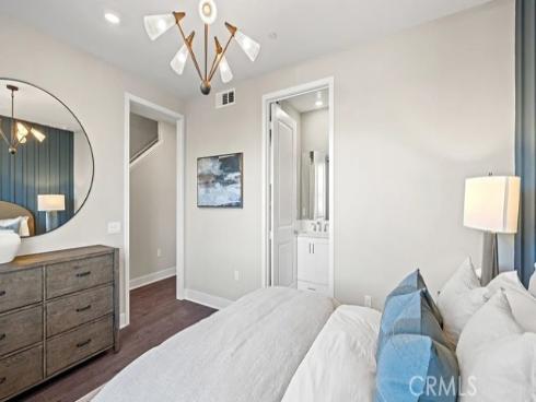 817 Sonia , Irvine, CA