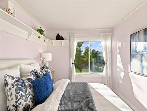 8 Autumn Oak , Irvine, CA