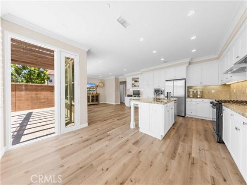 77 Rembrandt , Irvine, CA