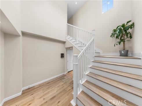 77 Rembrandt , Irvine, CA