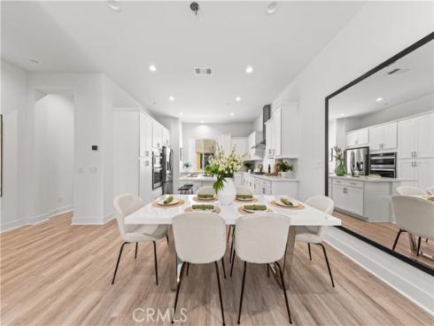 152  Keeper  , Irvine, CA