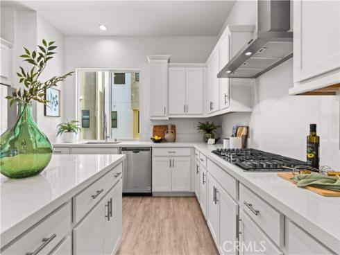 152  Keeper  , Irvine, CA