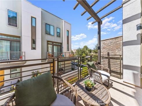152  Keeper  , Irvine, CA