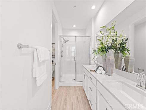 152  Keeper  , Irvine, CA