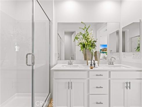 152  Keeper  , Irvine, CA