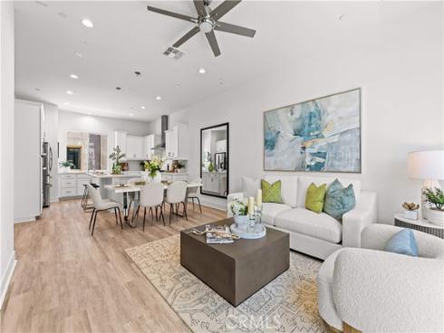 152  Keeper  , Irvine, CA