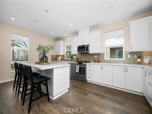 2258 Synergy , Irvine, CA