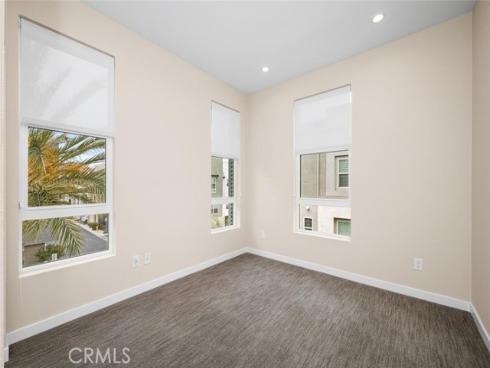 2258 Synergy , Irvine, CA