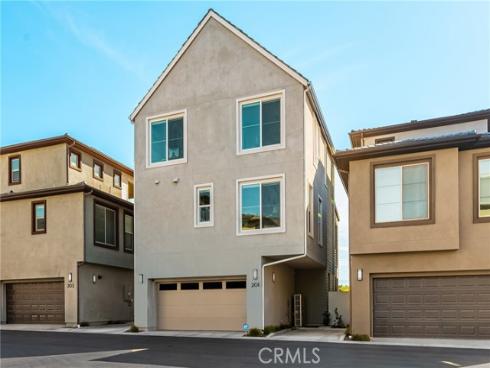201  Lynx  , Irvine, CA