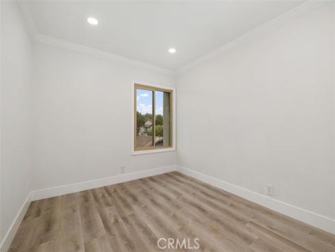 8 Summer Breeze , Irvine, CA