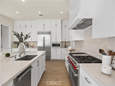 305  Brimwood  , Irvine, CA