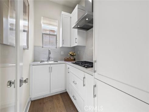 305  Brimwood  , Irvine, CA